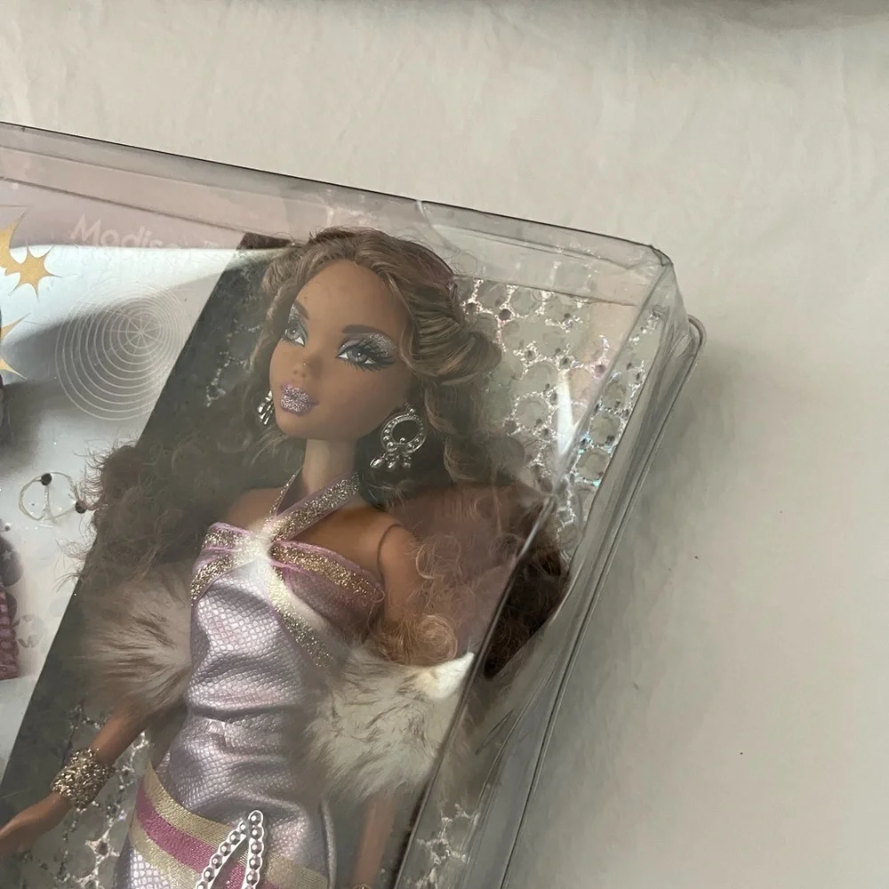 Barbie My Scene 2005 My Bling Bling Madison Doll